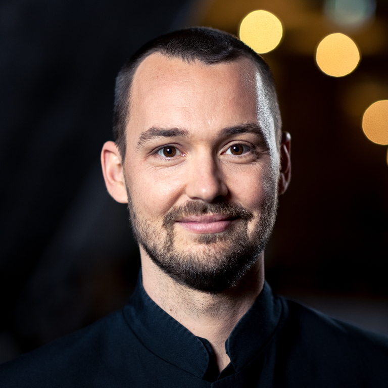 DOMINIC LIMBURG